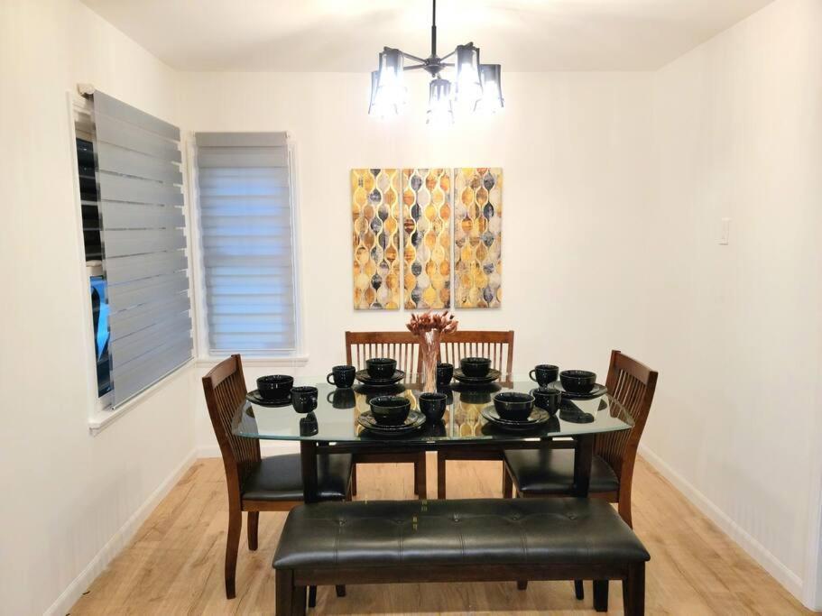ロサンゼルス Newly Furnished Pool Houseヴィラ エクステリア 写真