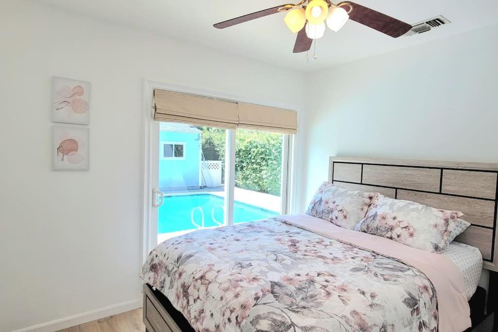 ロサンゼルス Newly Furnished Pool Houseヴィラ エクステリア 写真